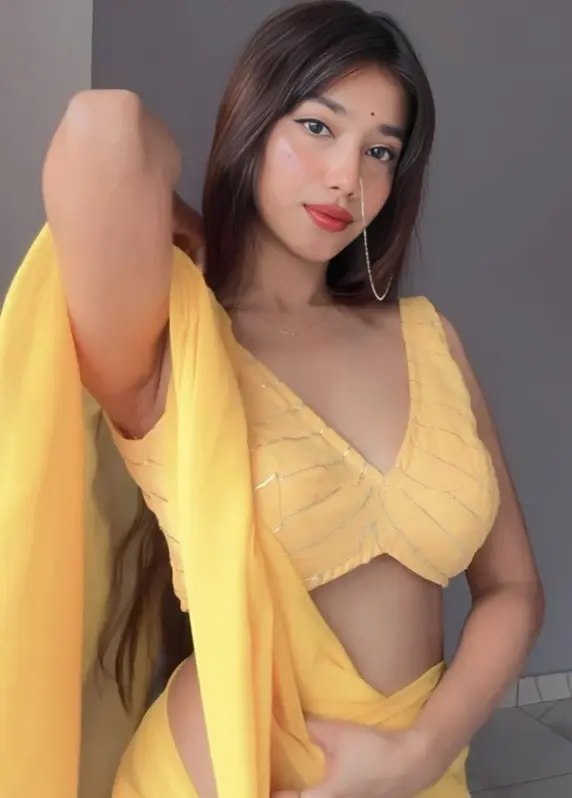 Featured image for 😍Beautiful Model and Insta Influencer and Youtuber Miss Moon Exclusive Full Nude Photoshoot Frontal and Backward Full Nude with Face🥵🔥