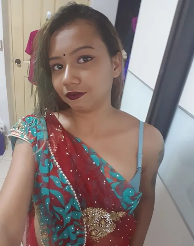 Featured image for Beautiful Tattoo Tamil Wife Homemade showing boobs, fingering,bathing, exercise, pillow humping Full Nude Show(16 HD VIDEOS Merged)🔥🥵