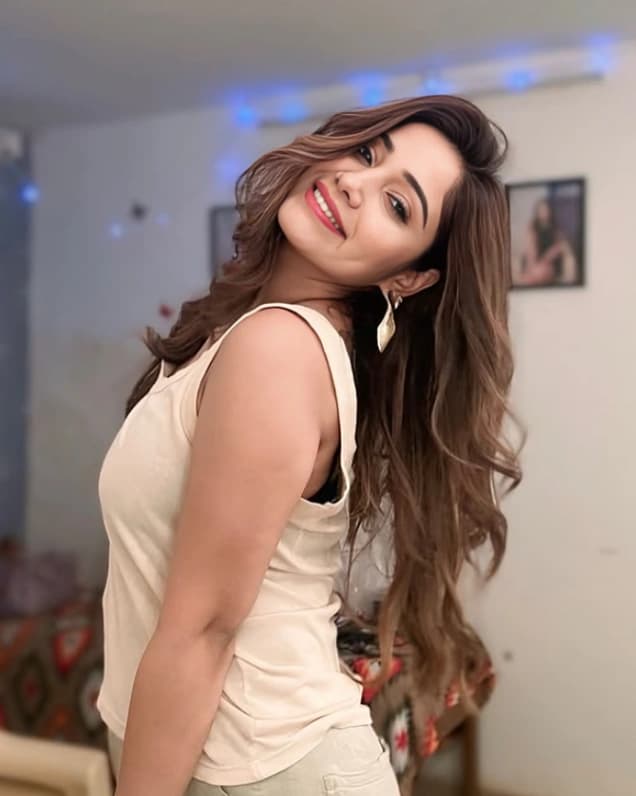 Featured image for 😍Webseries Actress Priya Mishra Trending Most Surprising Nude Content From her App Showing and Pressing her Boobs🥵💦
