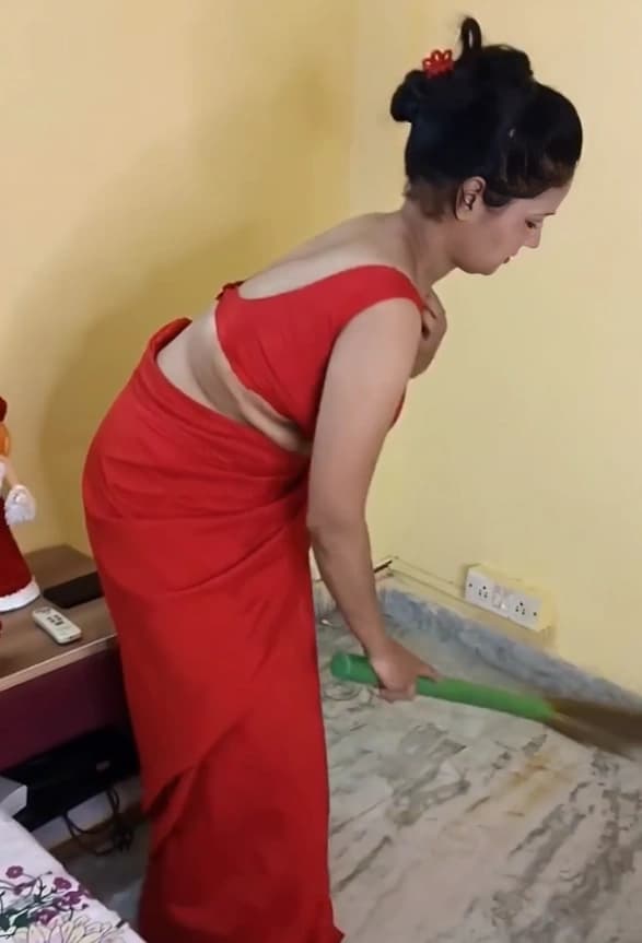 Featured image for Desi Kaam Wali Bai Nude Blowjob and Boob Job with Closeup Pussy View