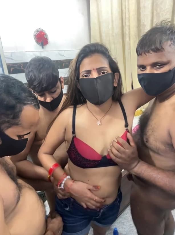 Featured image for Leaked indian Wife Gandbabg Asshole Fingering And Boobs Licking