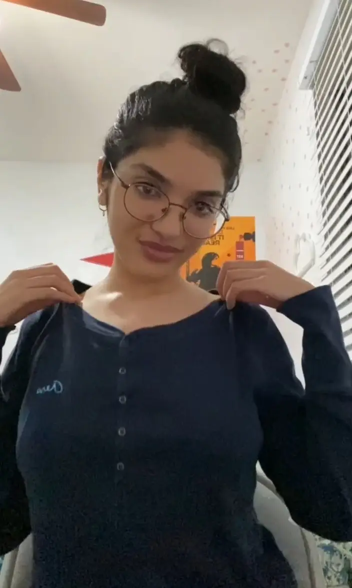 Featured image for Chashmish Girl Season 4 Video Clips Ass Twerking Close-Up Fingering Pussy And Tits Bouncing Show
