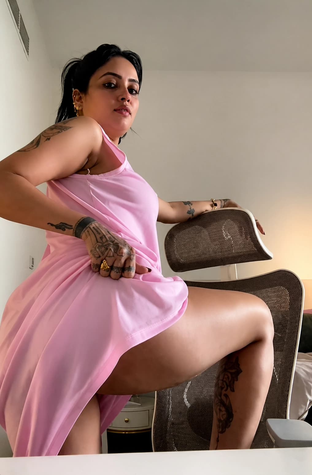 Featured image for Horny Cam Babe Teasing Perfect Ass And Pressing Juicy Boobs On Tango Show