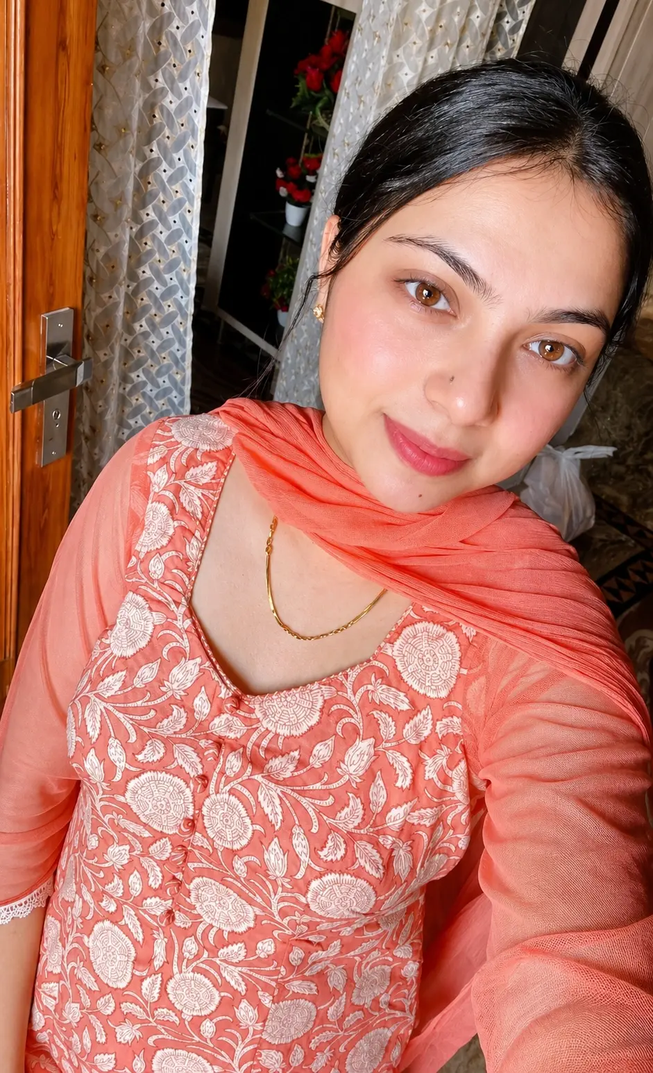 Featured image for Horny Desi Girlfriend Goes Fully Nude Exposes Her Boobs Spread Pussy Sucks A Dildo And Fucks Herself With Cucumber