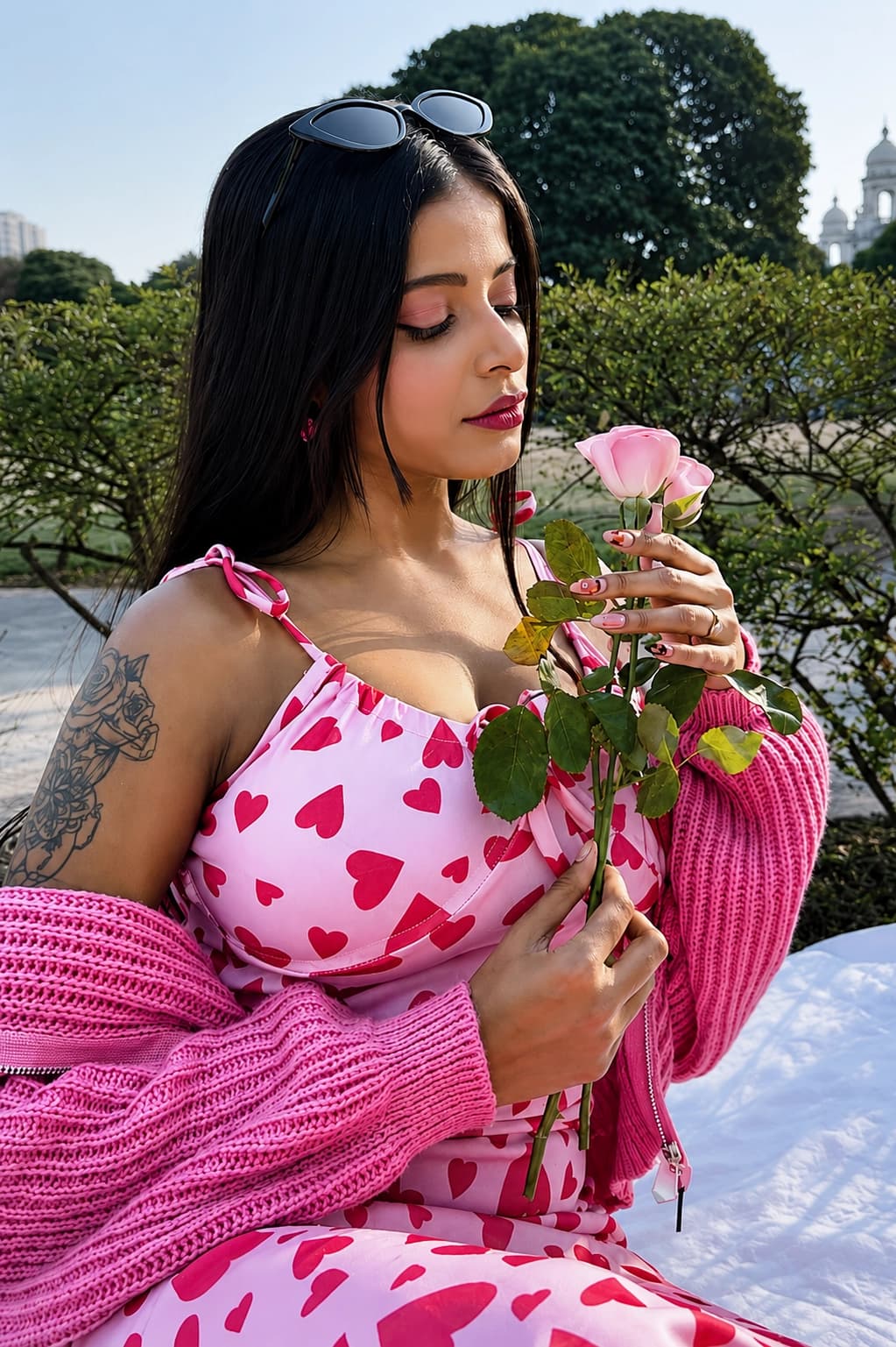 Featured image for Komolini Majumder Big Booby Desi Model Soaking Wet Teasing Huge Tits