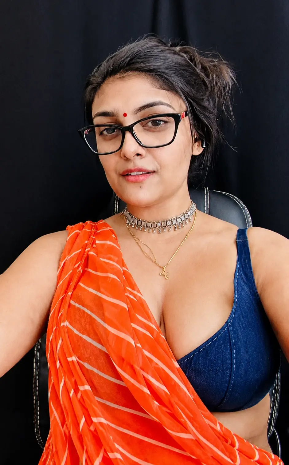 Featured image for Nishala Nishanka Hot Tango Shows Collection Goes Pantyless and Shows Her Pussy and Ass