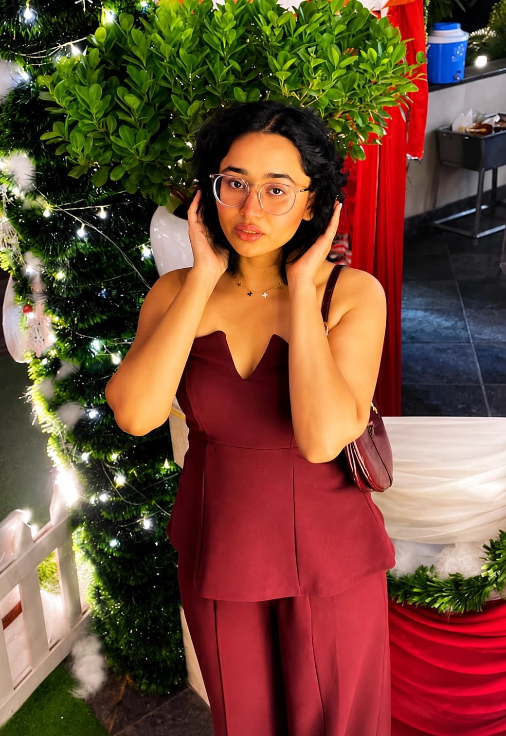 Featured image for Kajal Pandey Shows Off Her Deep Cleavage & Teasing Sexy Body in Paid App Pics