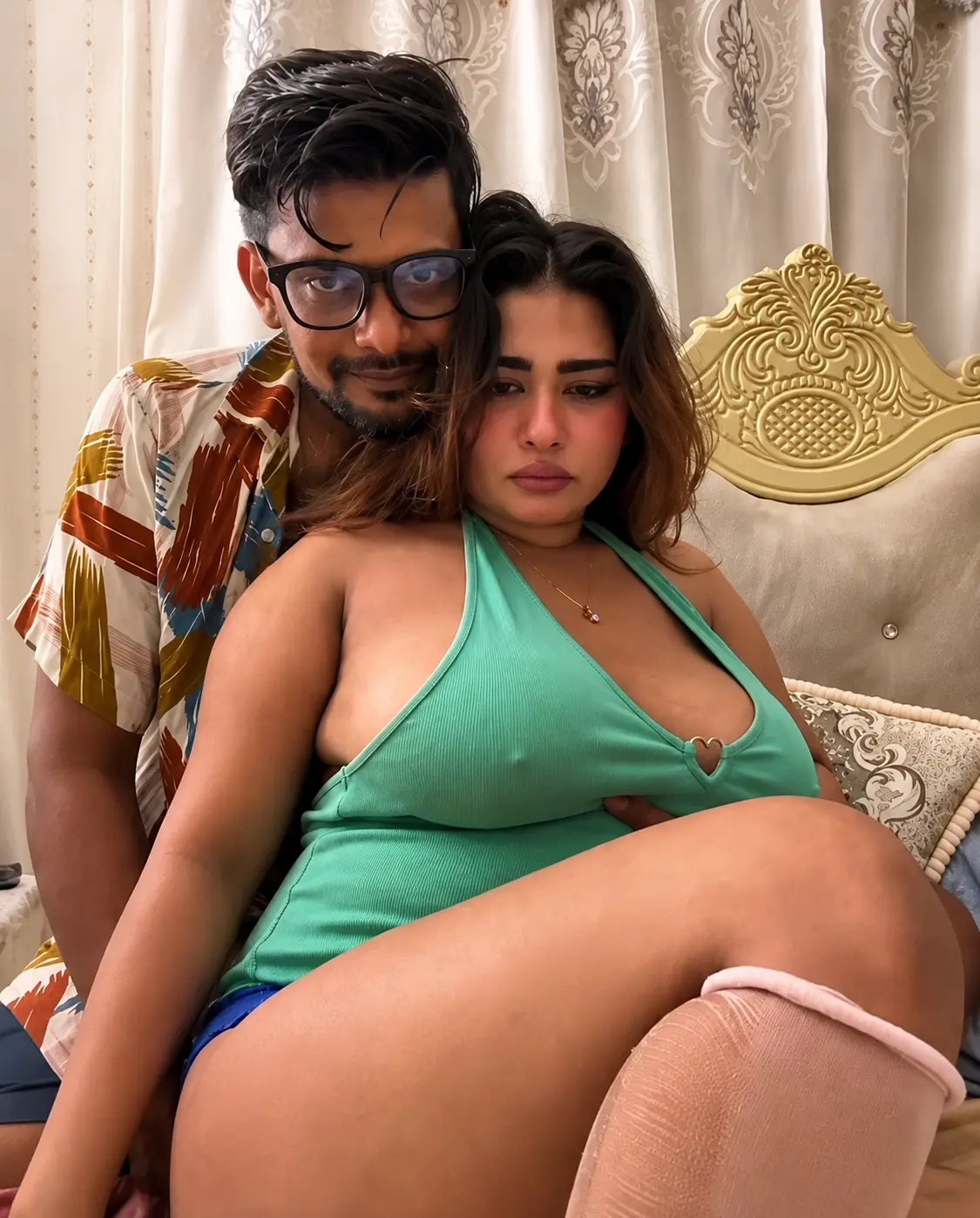 Featured image for Sexy Babe Goes Live And Gags On Her Boyfriend's Cock Before Getting Juicy Ass Spanked