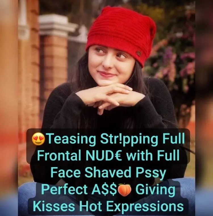 Featured image for 😍SUPER S€×¥ Desi GF After Shower Teasing Str!pping Full Frontal NUD€ with Full Face Shaved Pssy Perfect A$$🍑 Giving Kisses with Hot Expressions💦!! Don't Miss♥️
