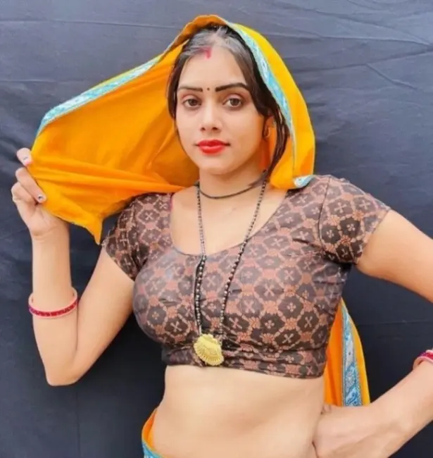 Featured image for Most Demanded Meenu Prajapati First Time Showing her Boobs😍😍