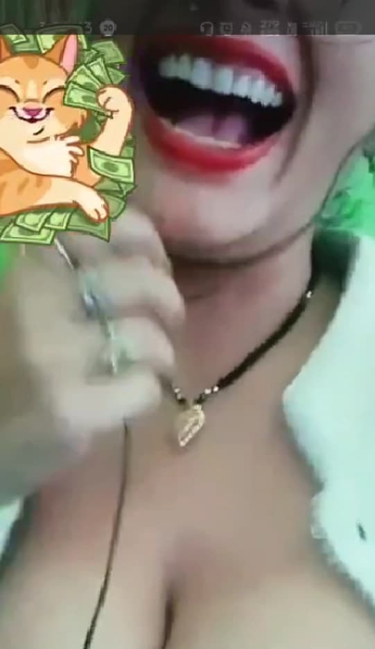 Featured image for Married Shy Chamet Girl Having her Boobs out and Chatting with her Boyfriend