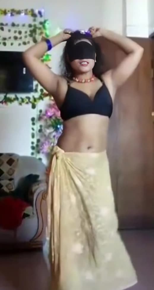 Featured image for Sexy Bhabi Dancing & Stripping and Inserting Brinjal in Pussy & Asshole on StripChat Live