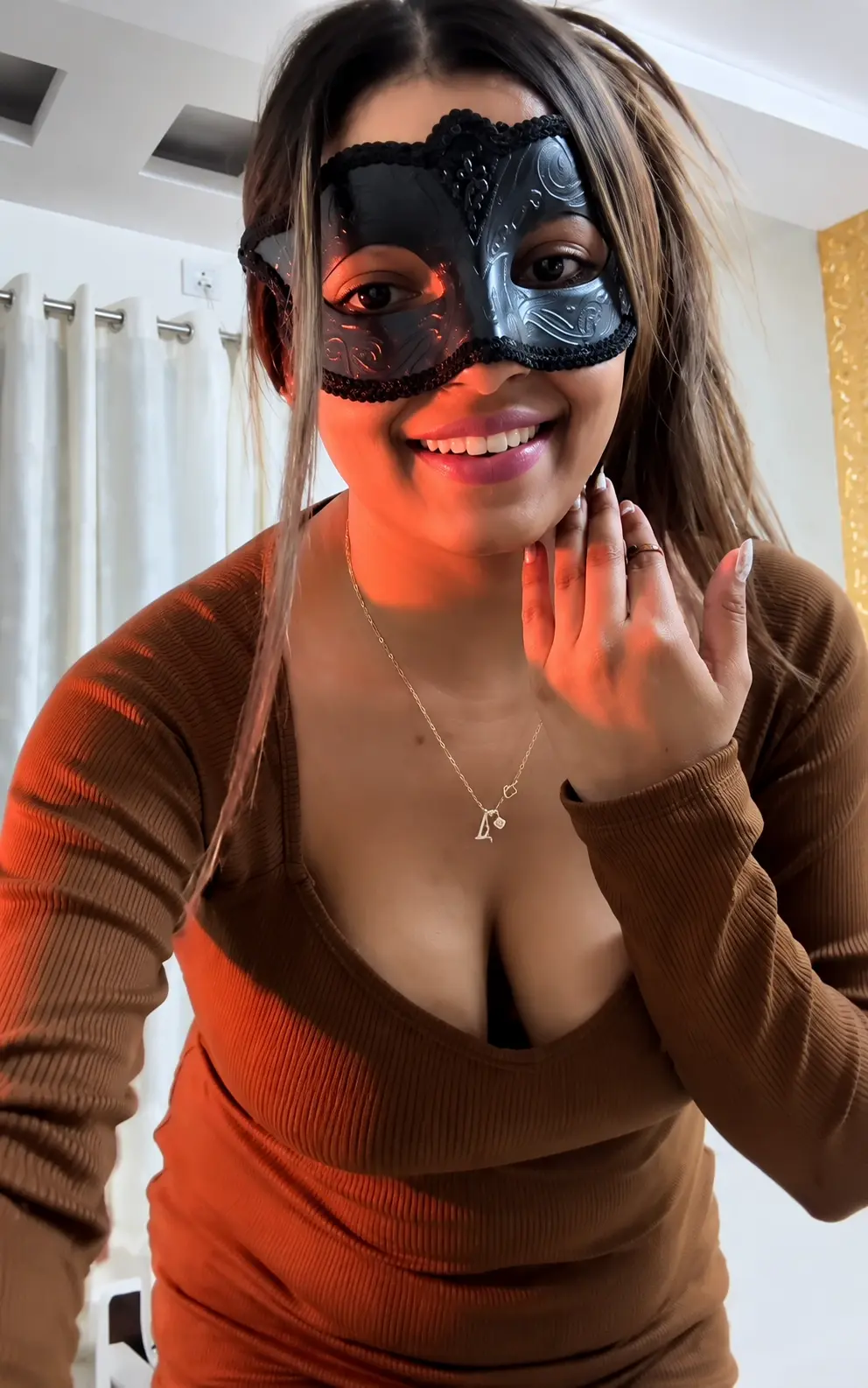 Featured image for Hot Cam Babe Goes Fully Nude Shows Off Boobs and Pussy Teasing on Stripchat