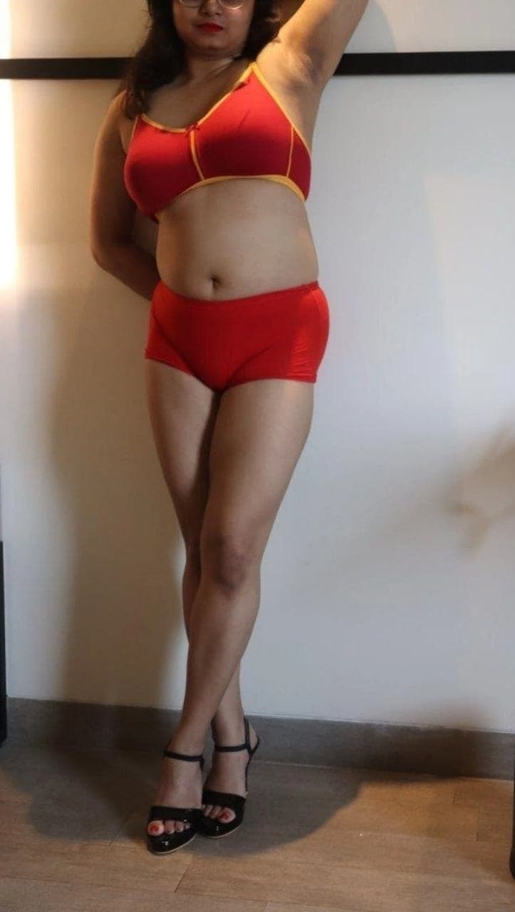 Featured image for Desi Babe Nude Photos Big Boobs Show and Tight Pussy Flash