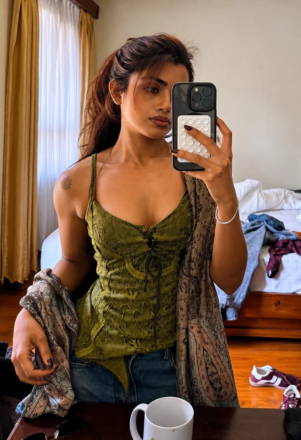 Featured image for Simi Das Insta Viral Video Shakes and Twerks Her Tight Ass with Tits and Nipples Visible