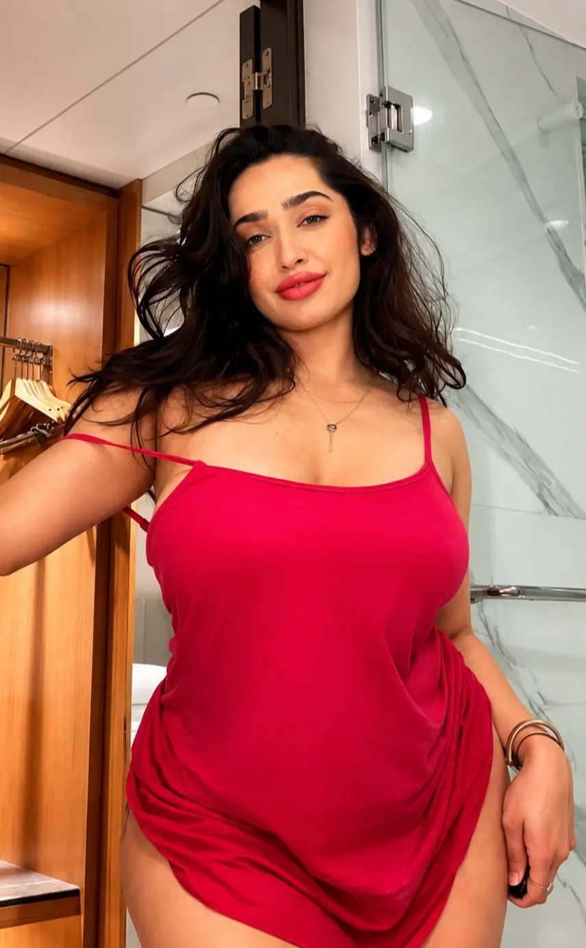 Featured image for Aditi Mistry Drops Her Exclusive Premium Content, Teasing Her Juicy Boobs and Big Ass