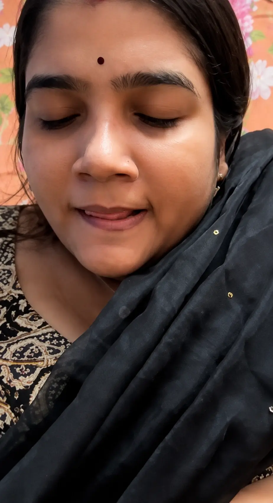 Featured image for Desi Bhabhi in Saree Gets Her Tight Pussy Pounded Hard on Bed