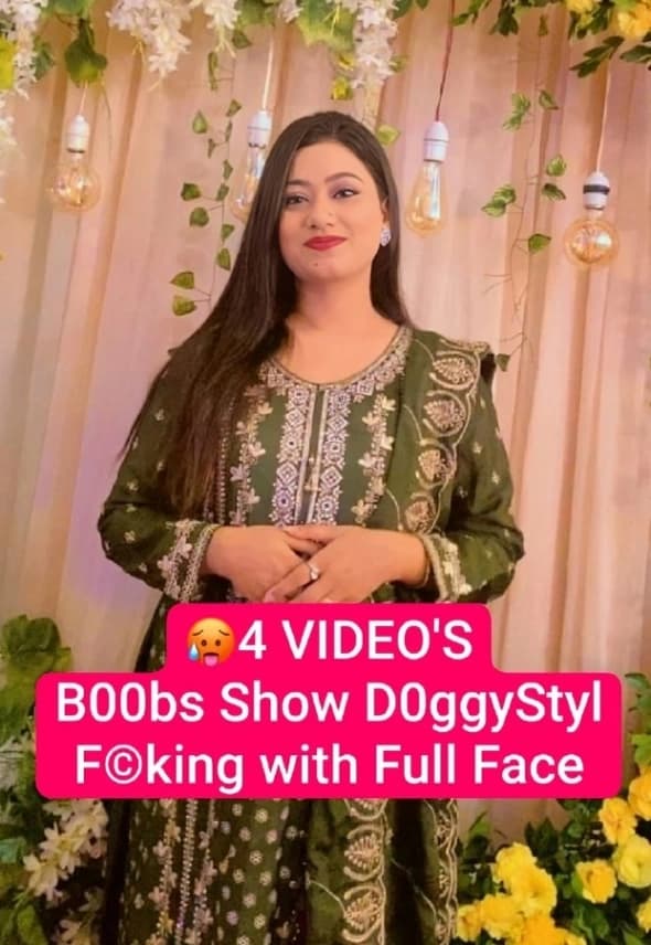 Featured image for 🥵Beautiful Teacher Latest Most Exclusive Viral Stuff Total 4 VIDEO'S Showing B00bs & D0ggyStyl F©king with Full Face💦!! Don't Miss🥵💥